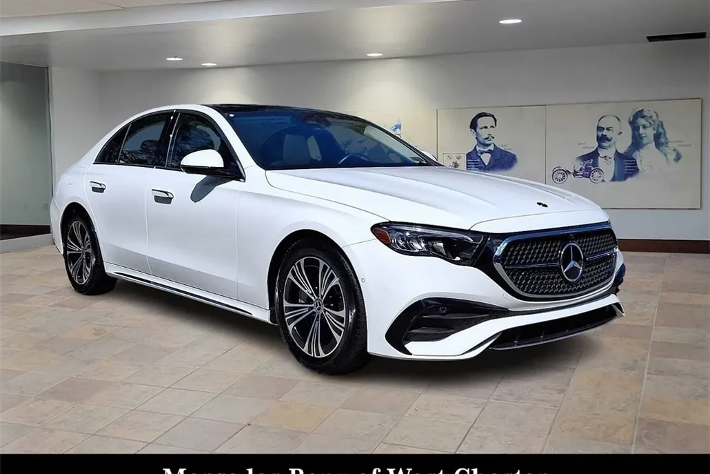 2025 Mercedes Benz E 450 4MATIC Sedan photo 1