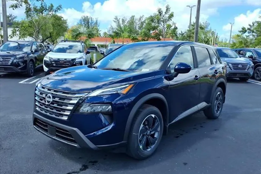2026 Nissan Rogue SV photo 1