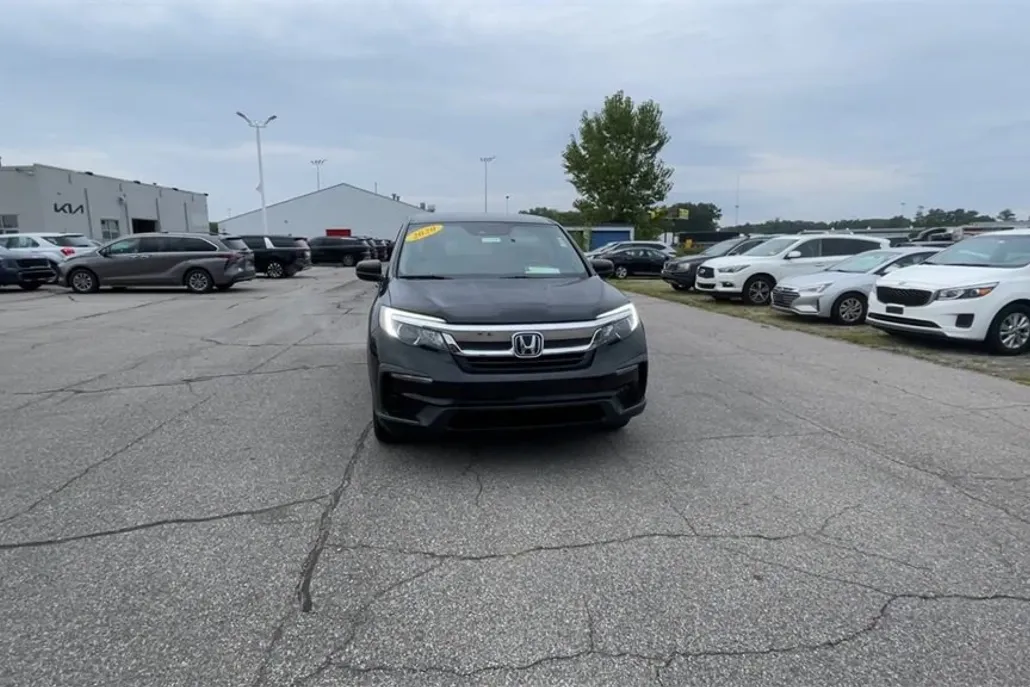 2020 Honda Pilot LX photo 1