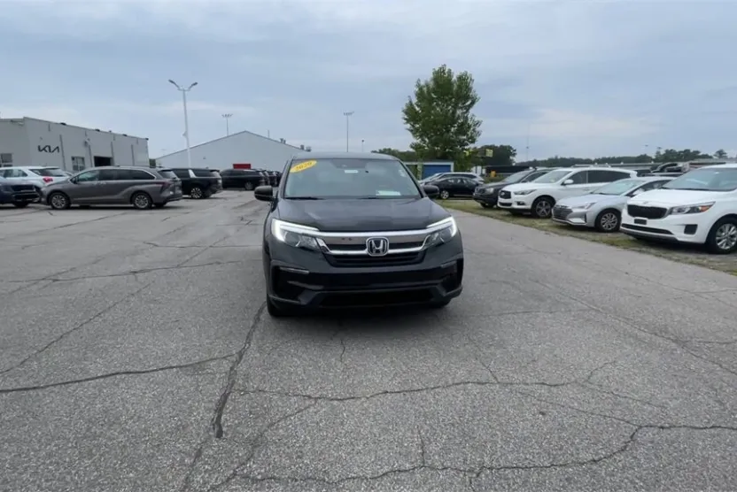 2020 Honda Pilot LX photo 1