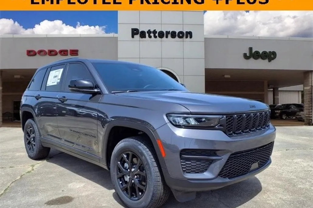 2025 Jeep Grand Cherokee Sport photo 1