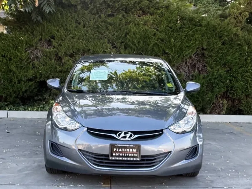 2013 Hyundai Elantra GLS photo 1