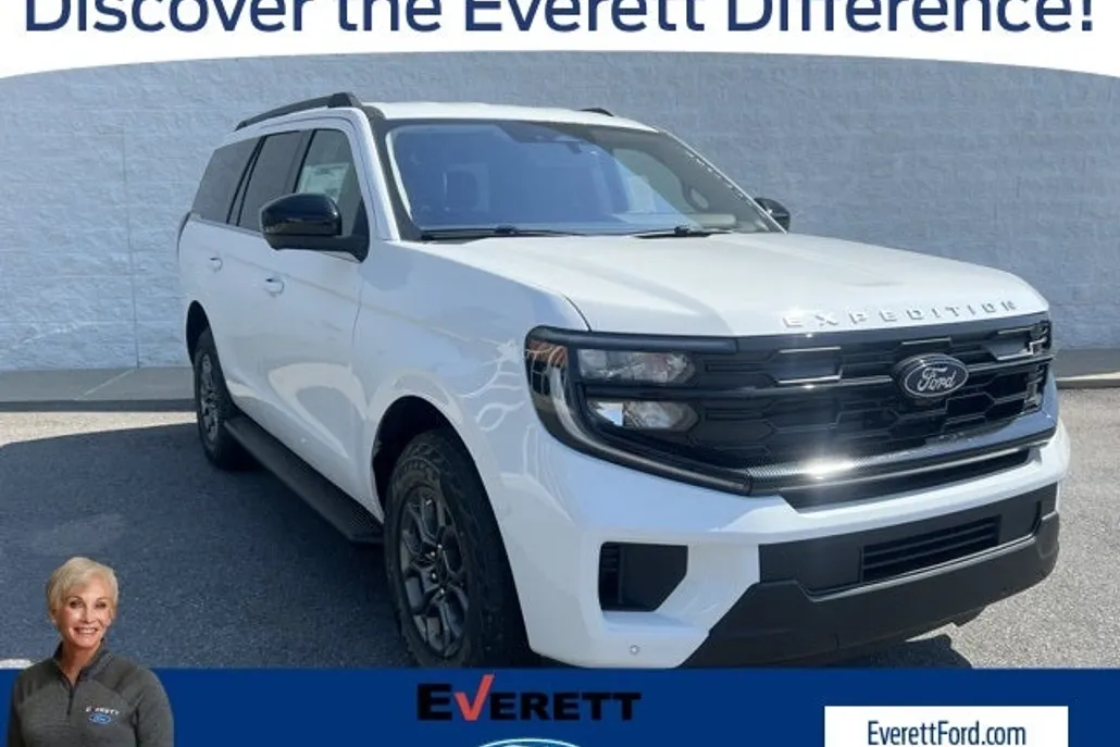 2025 Ford Expedition photo 1
