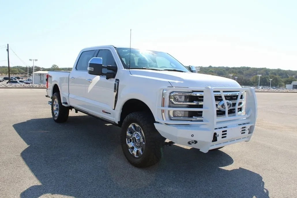 2024 Ford F-250 photo 1