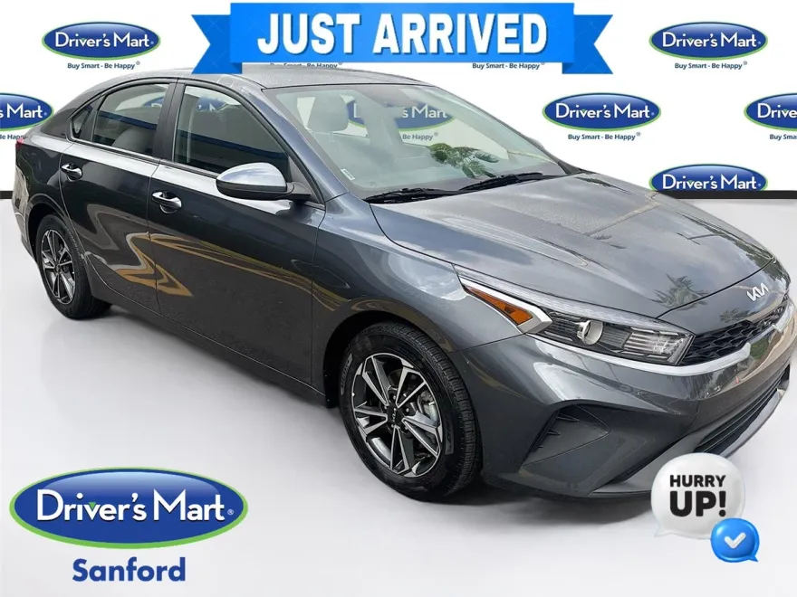 2024 Kia Forte LXS photo 1