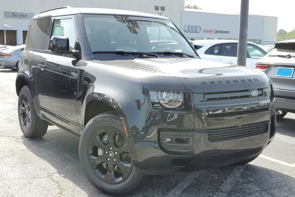 2024 Land Rover Defender 90 X-Dynamic SE photo 1