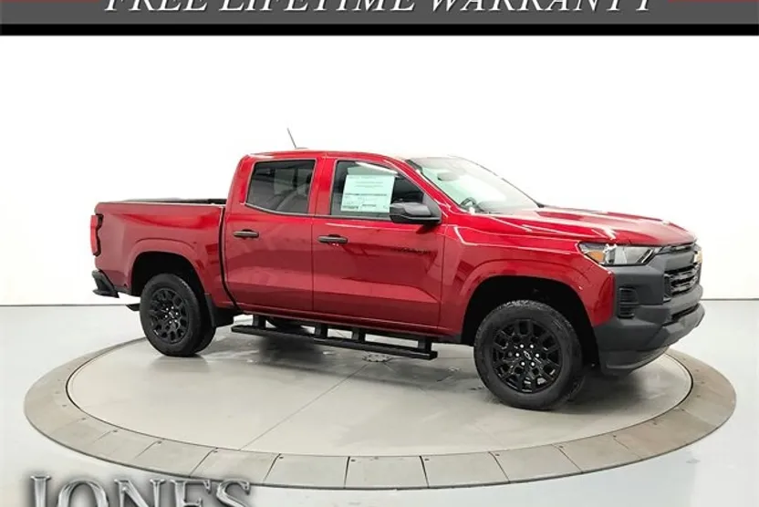 2026 Chevrolet Colorado Work Truck photo 1