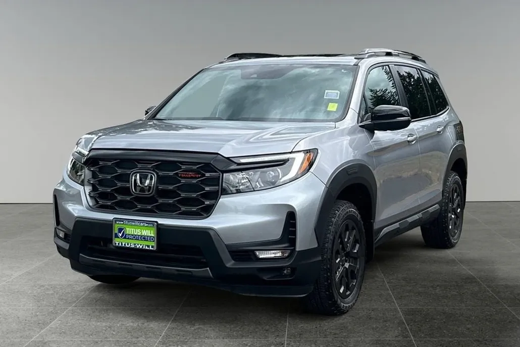 2023 Honda Passport TrailSport photo 1