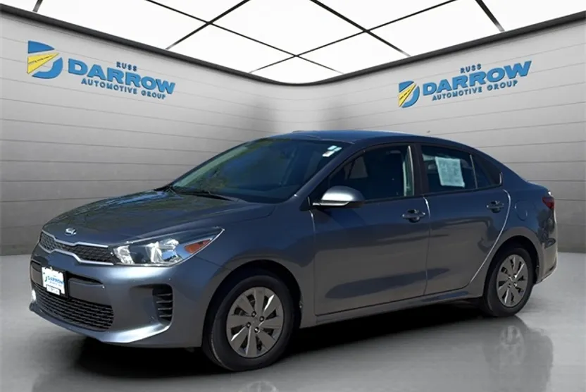 2019 Kia Rio S photo 1