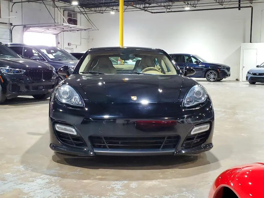 2013 Porsche Panamera GTS photo 1