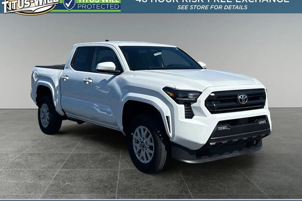 2025 Toyota Tacoma SR5 photo 1