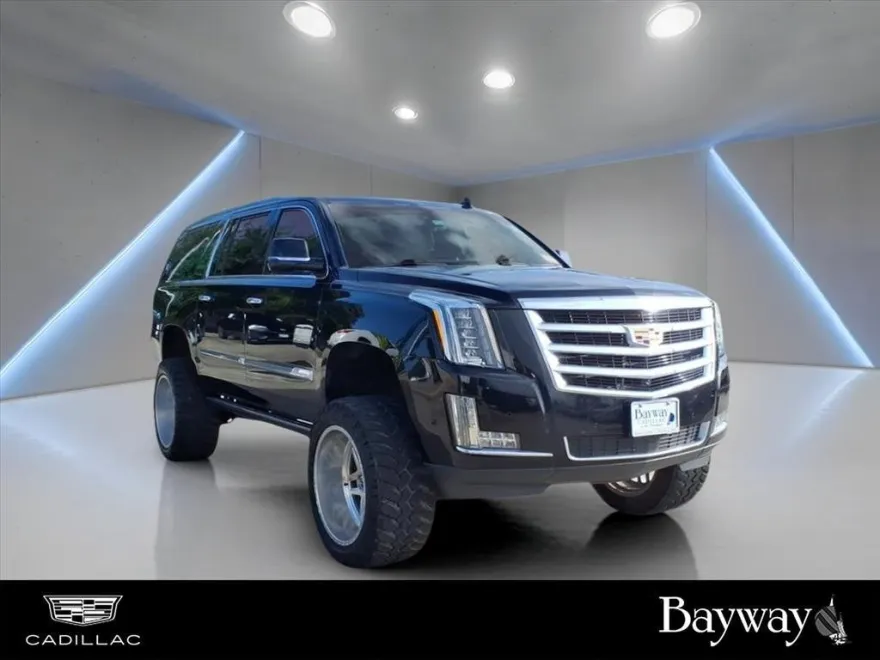 2018 Cadillac Escalade ESV Premium Luxury photo 1