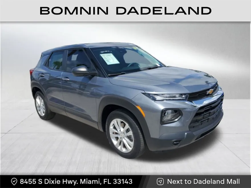 2022 Chevrolet Trailblazer L photo 1