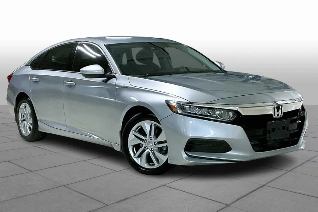 2019 Honda Accord LX 1.5T photo 1