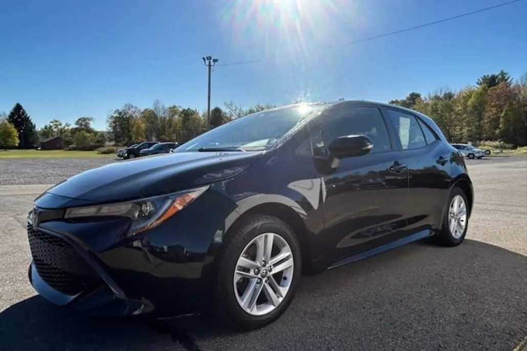 2019 Toyota Corolla SE photo 1