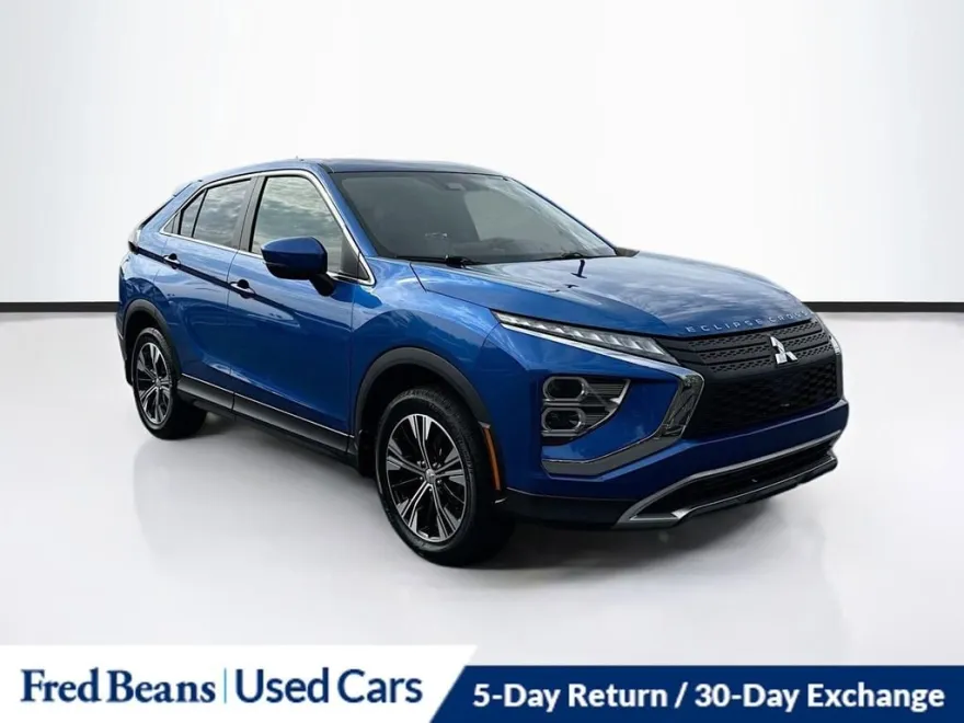 2022 Mitsubishi Eclipse Cross SE photo 1
