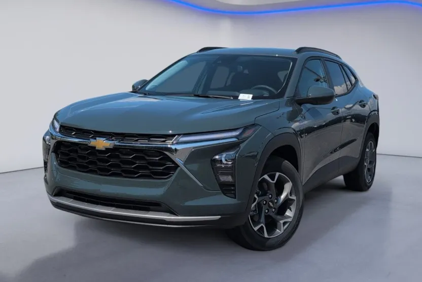 2026 Chevrolet Trax LT photo 1