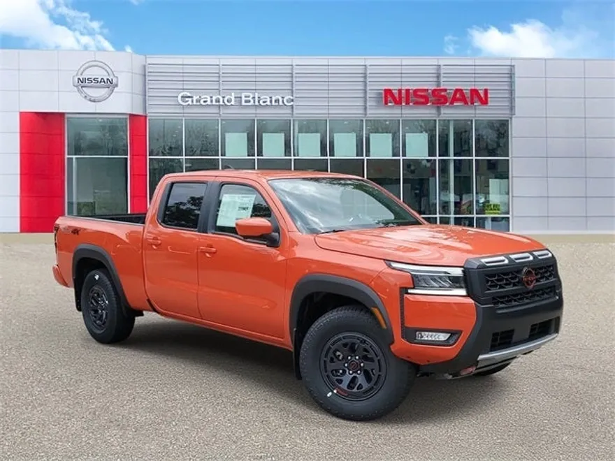 2025 Nissan Frontier PRO-4X photo 1