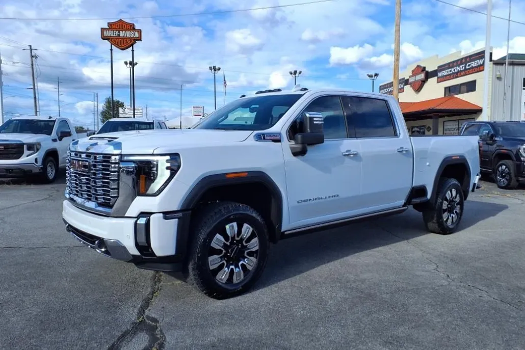 2026 Gmc Sierra 2500 HD Denali photo 1