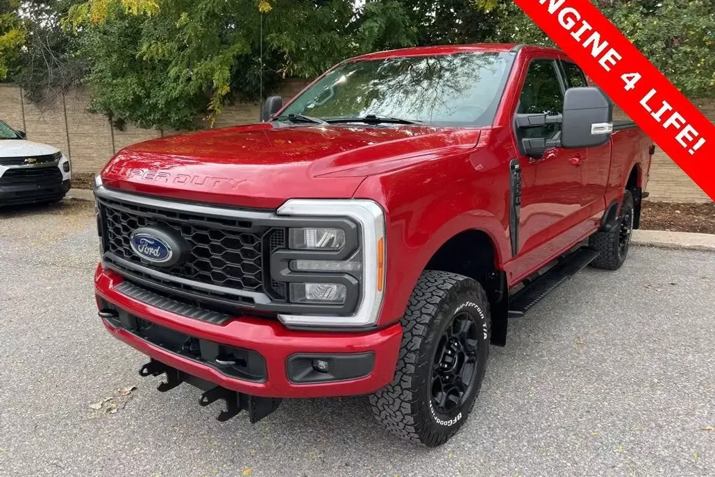 2023 Ford F-250 XLT photo 1