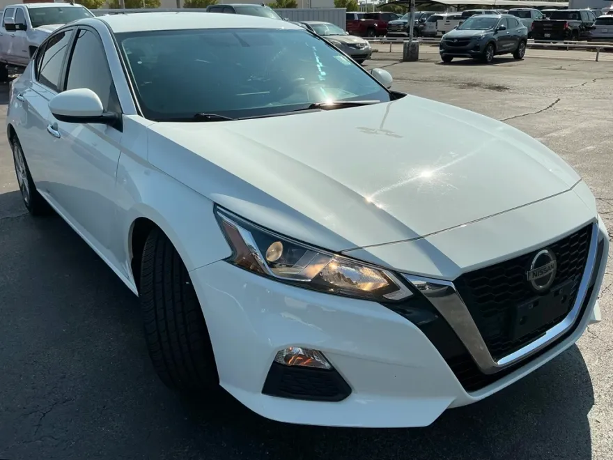 2020 Nissan Altima 2.5 S photo 1
