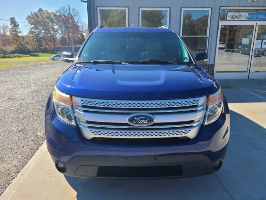 2013 Ford Explorer XLT photo 1