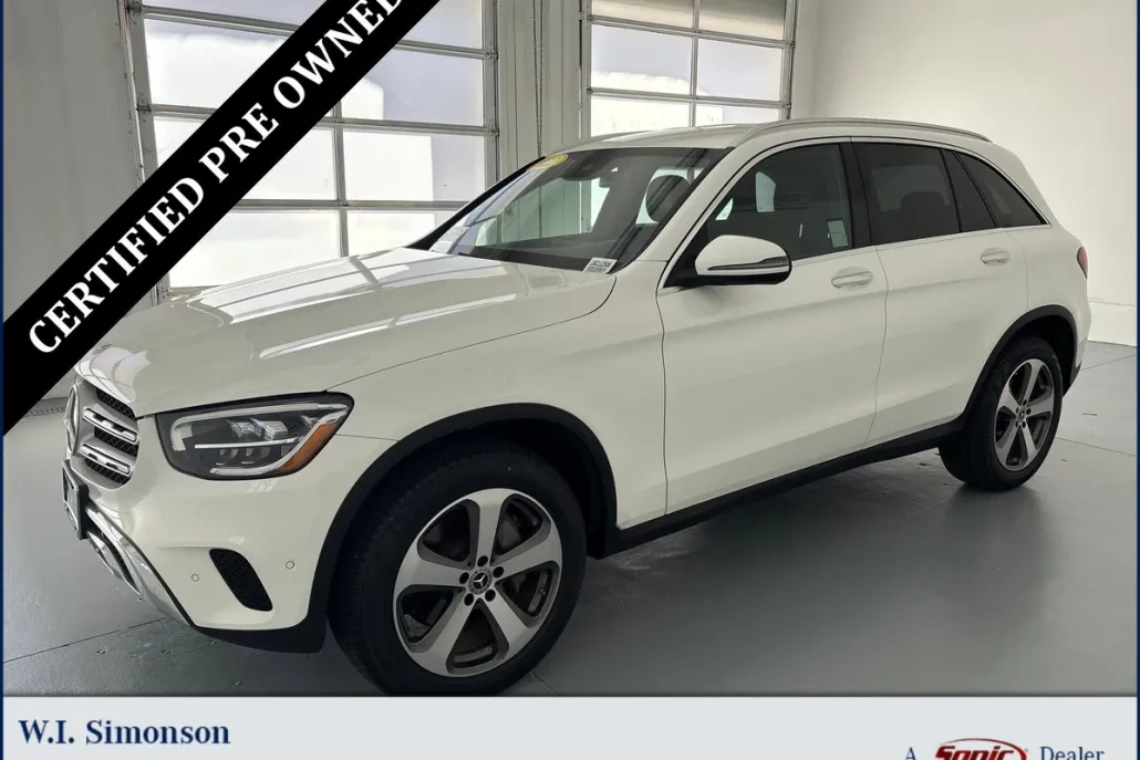 2022 Mercedes Benz GLC 300 photo 1