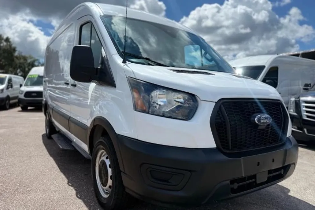 2021 Ford Transit Cargo Van photo 1