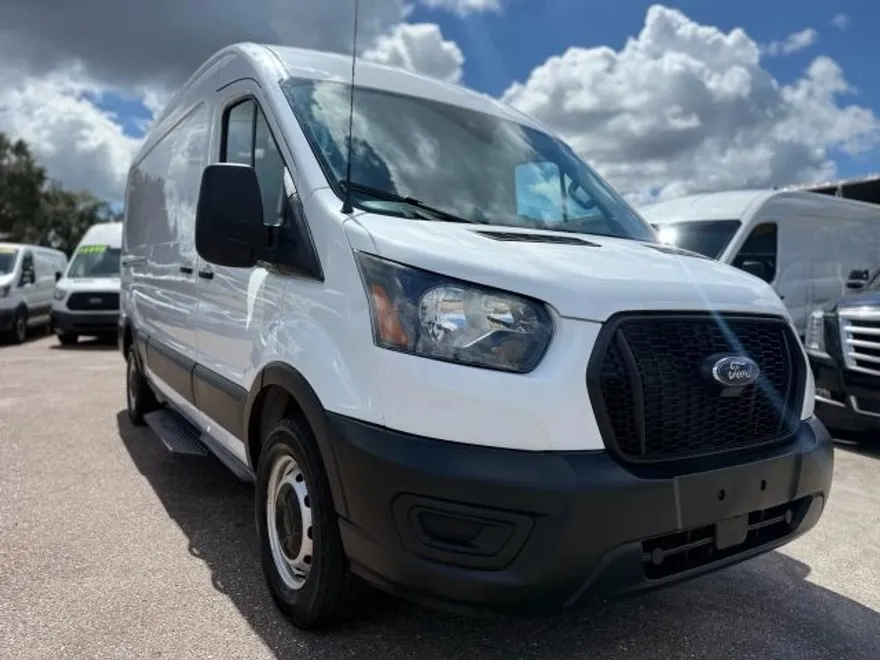 2021 Ford Transit Cargo Van photo 1