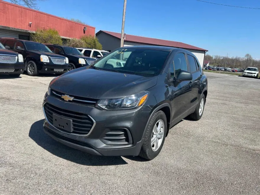 2019 Chevrolet Trax LS photo 1
