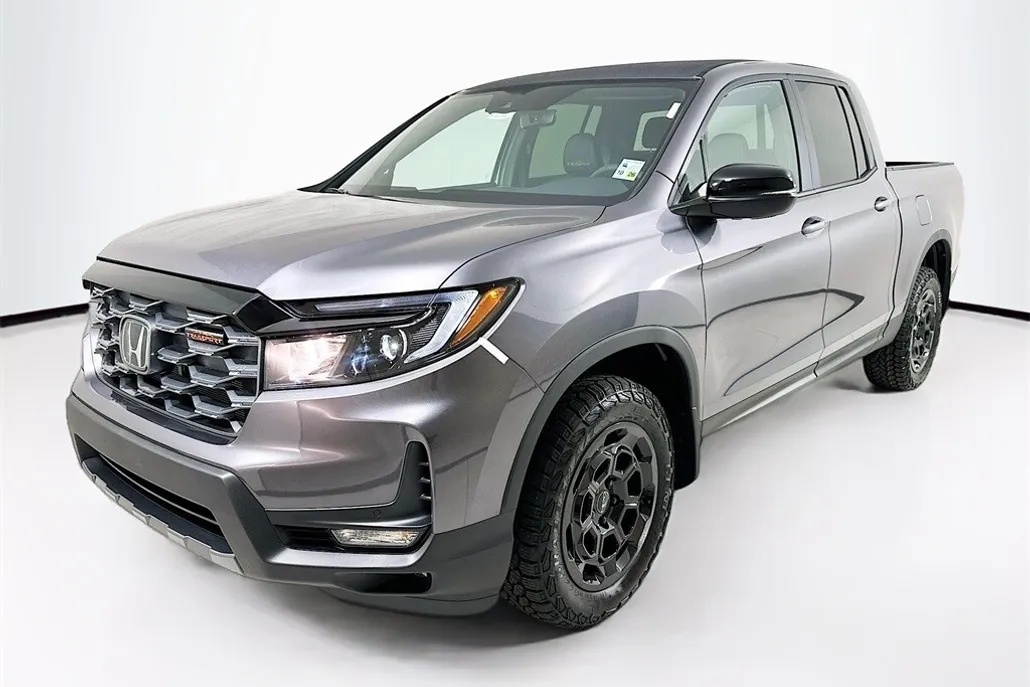 2026 Honda Ridgeline TrailSport photo 1