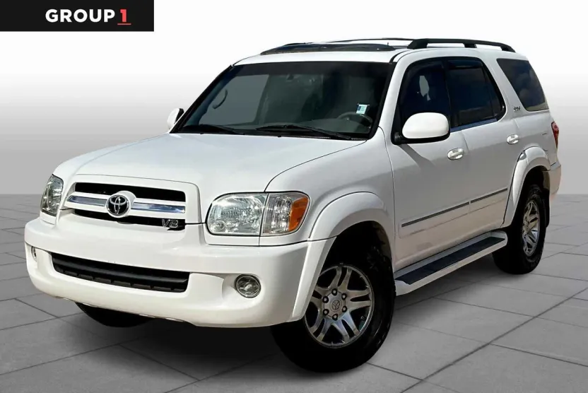 2005 Toyota Sequoia SR5 photo 1