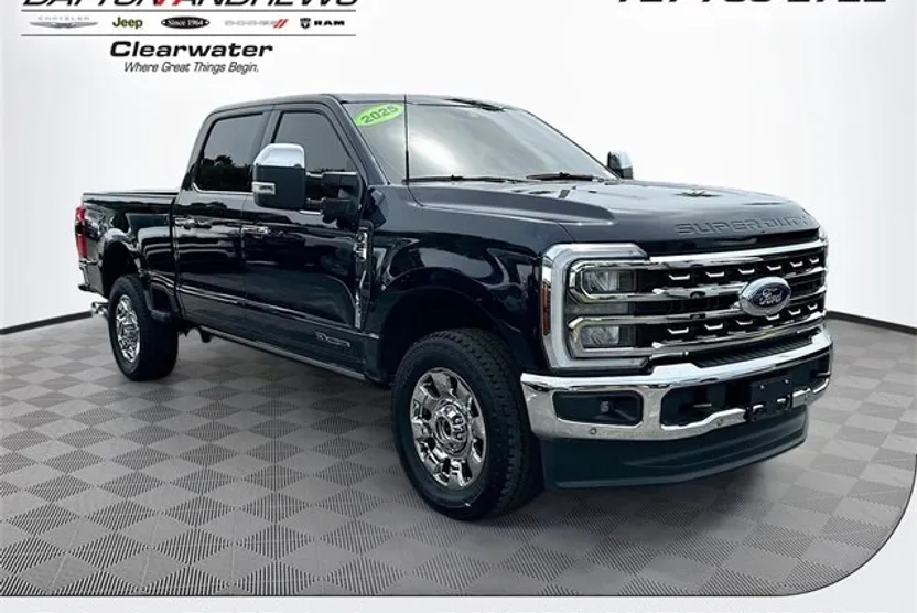 2025 Ford F-250 Lariat photo 1