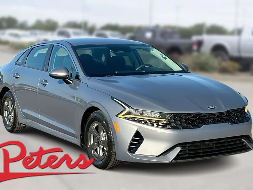 2021 Kia K5 LXS photo 1