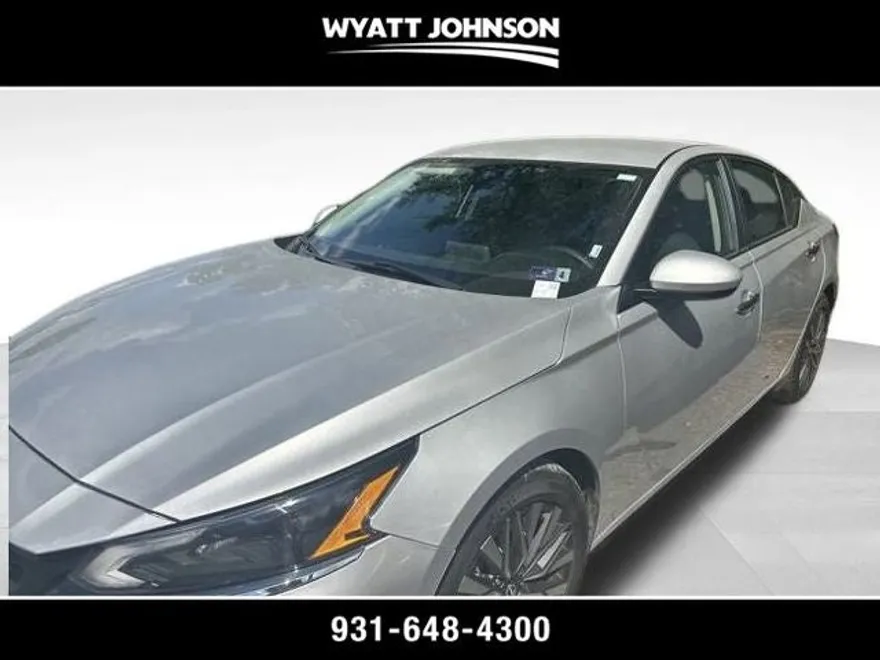 2023 Nissan Altima 2.5 SV photo 1