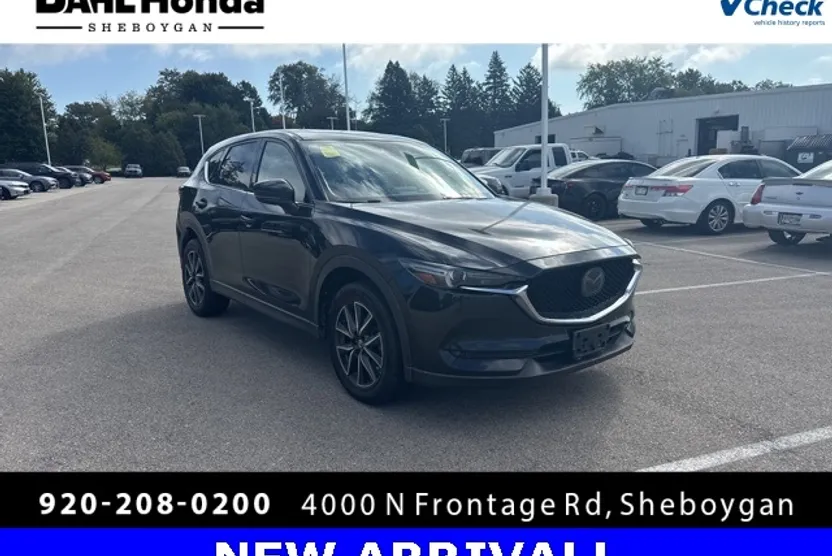 2017 Mazda CX-5 Grand Touring photo 1