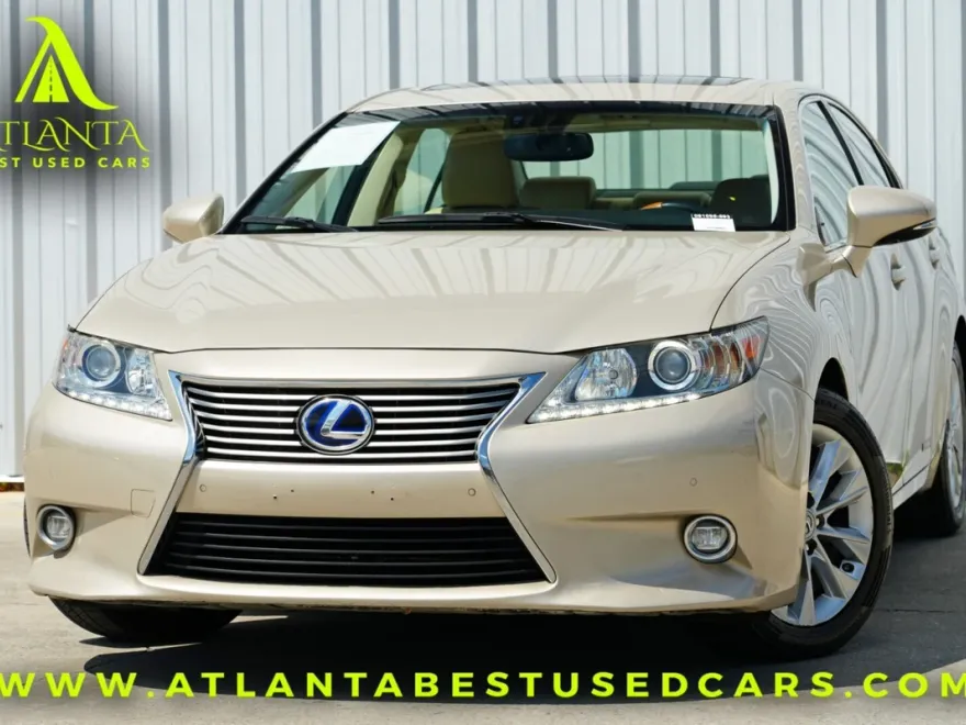 2015 Lexus ES 300h Luxury photo 1