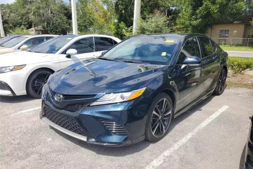 2020 Toyota Camry XSE photo 1