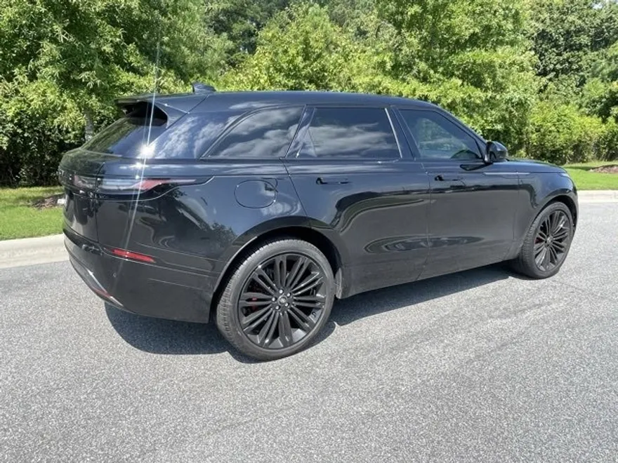 2025 Land Rover Range Rover Velar SE photo 1