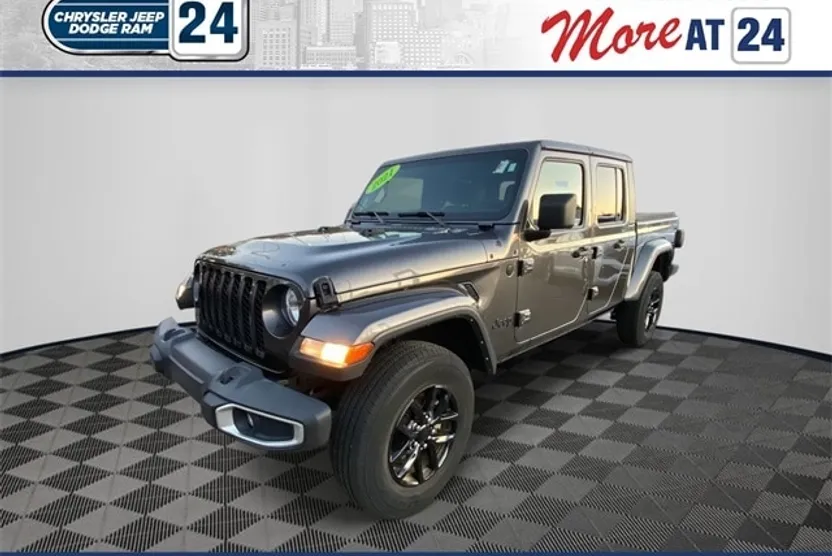 2021 Jeep Gladiator Sport S photo 1