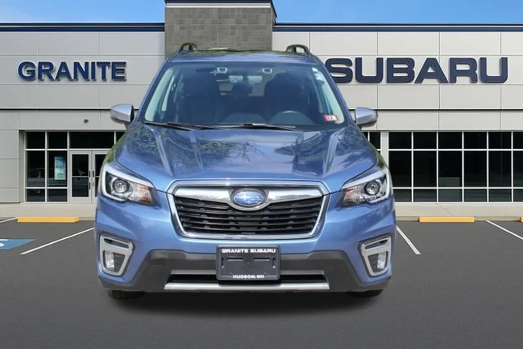 2020 Subaru Forester Touring photo 1