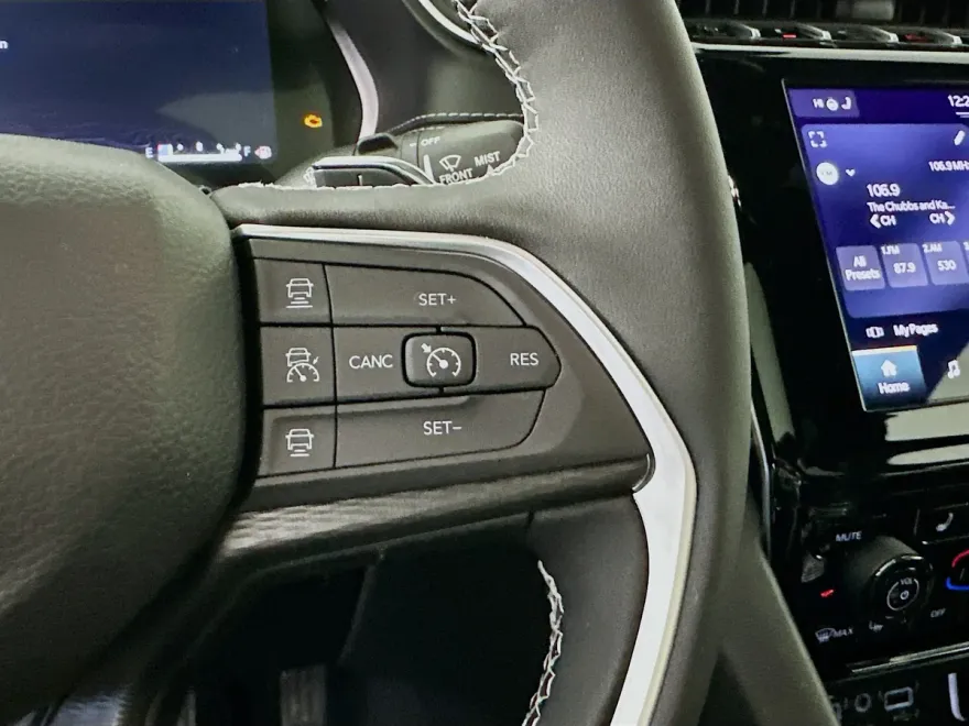 2025 Jeep Grand Cherokee Altitude X photo 33