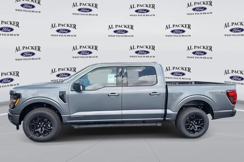 2024 Ford F-150 XLT photo 1