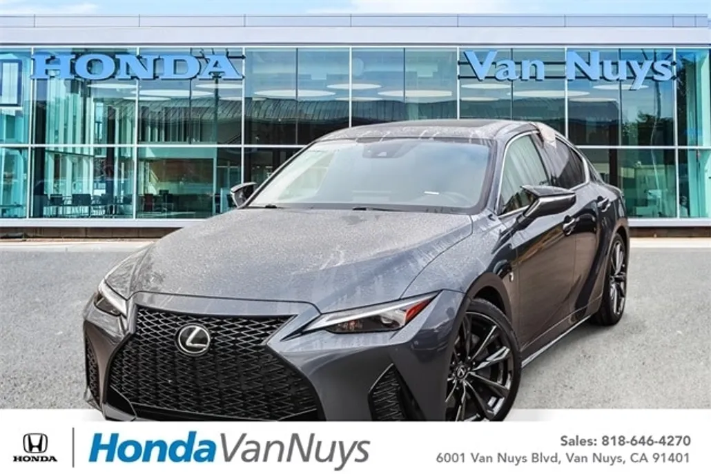 2022 Lexus IS 350 F SPORT photo 1