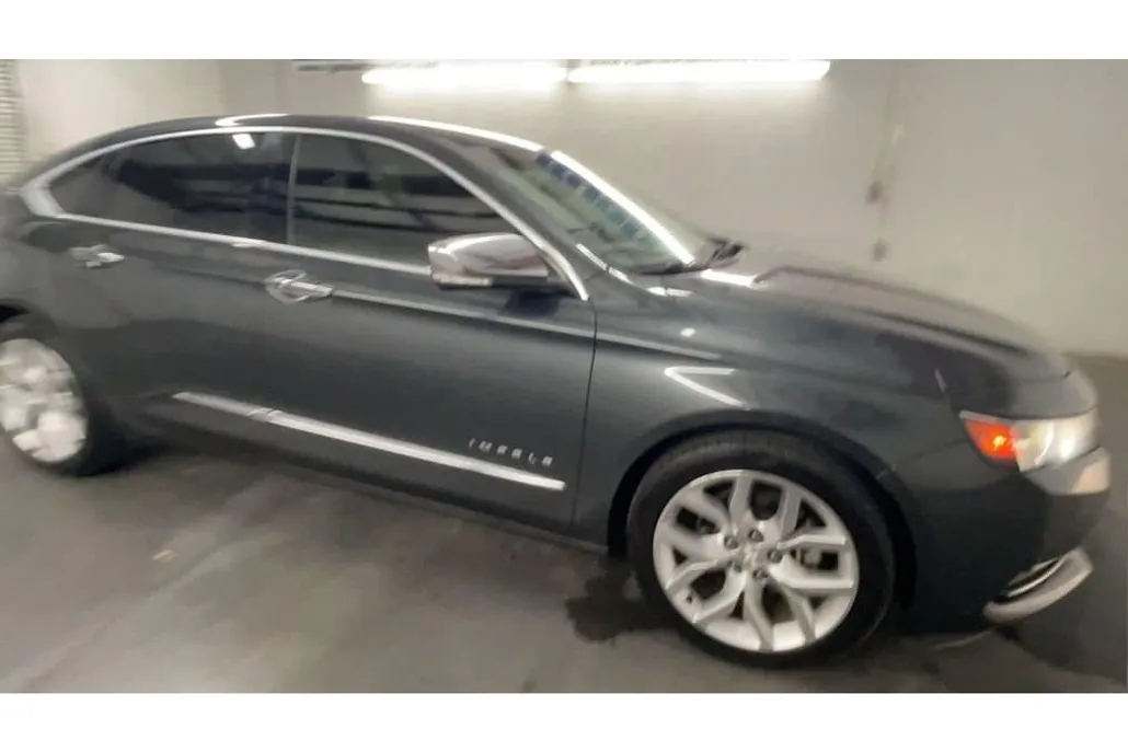 2018 Chevrolet Impala Premier photo 1