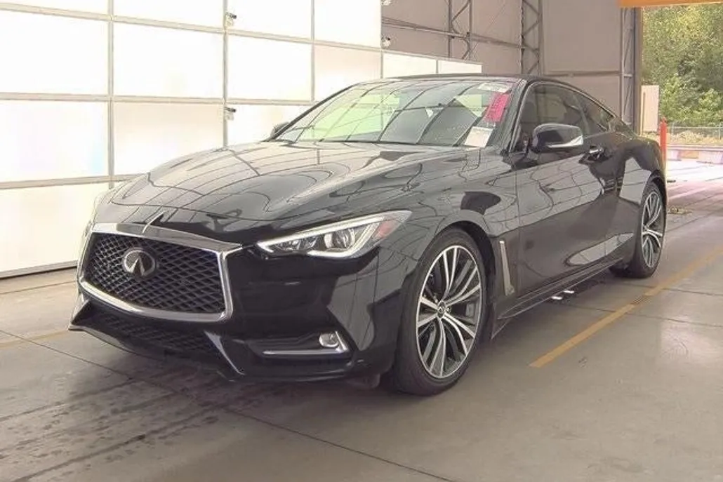 2021 Infiniti Q60 3.0t Luxe photo 1