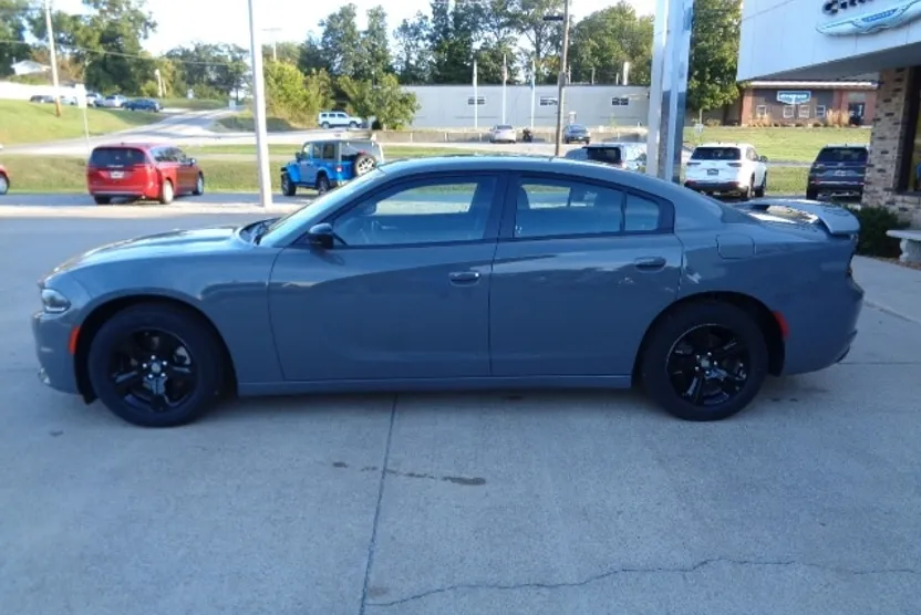 2023 Dodge Charger SXT photo 1