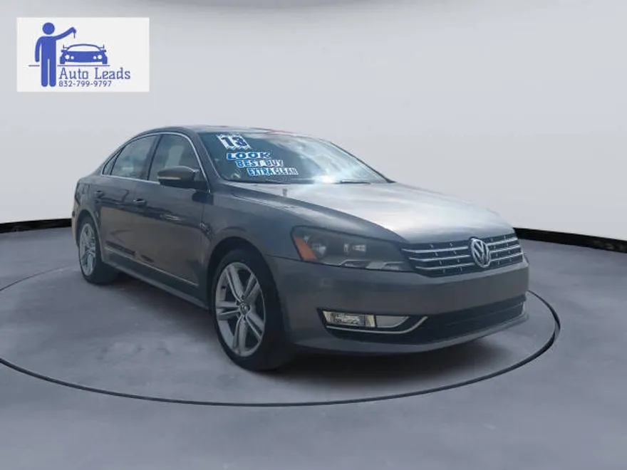 2013 Volkswagen Passat TDI SEL Premium photo 1