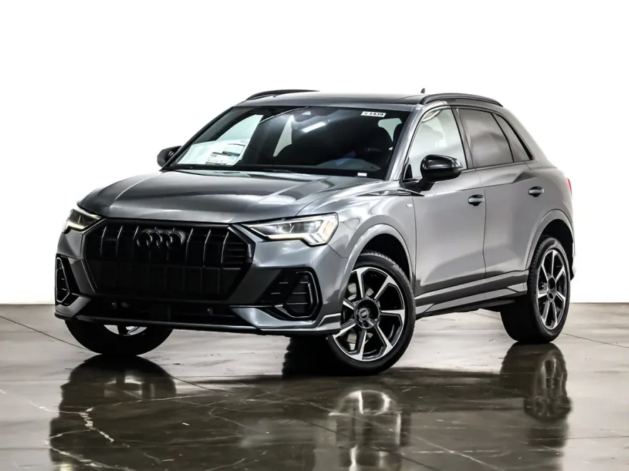 2025 Audi Q3 45 TFSI S line Premium Plus photo 1