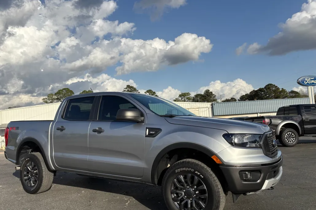 2023 Ford Ranger XLT Lariat photo 1